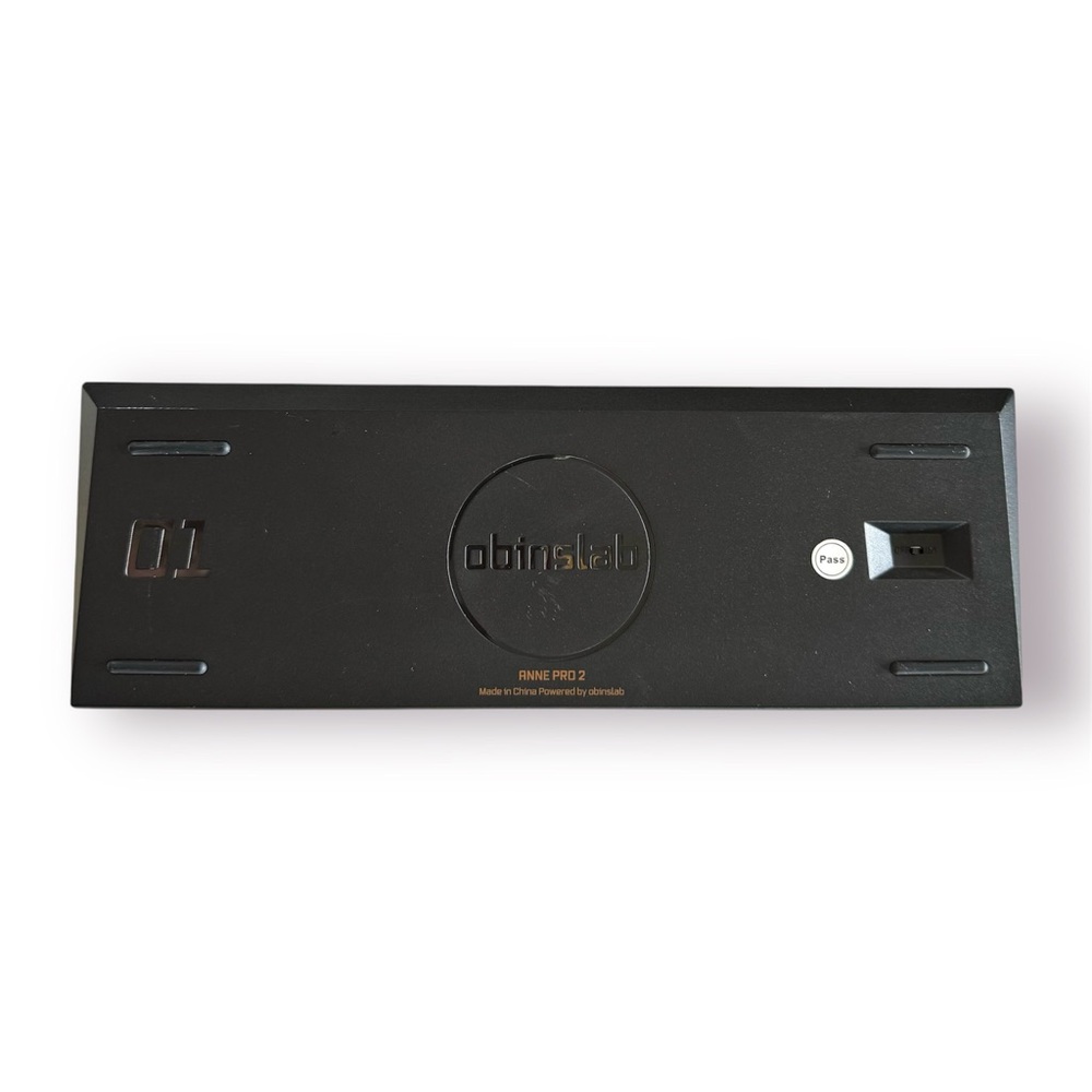 🛍️SALE🛍️ ANNE PRO 2 Mechanical Keyboard - Picture 2 of 7